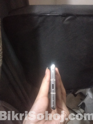 OnePlus 8